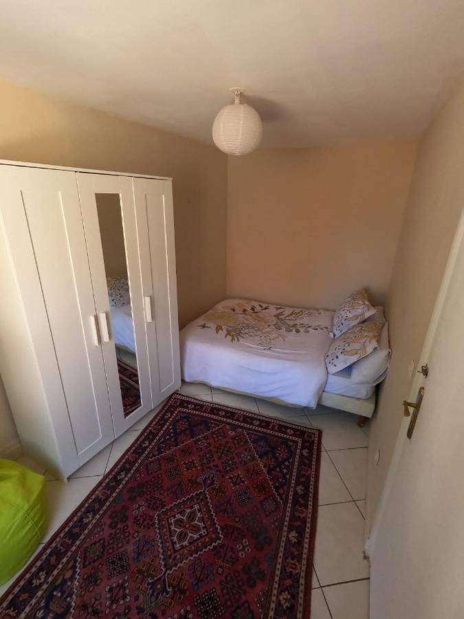 Chez Ma Petite Reine 1 Lägenhet Pontoise Exteriör bild